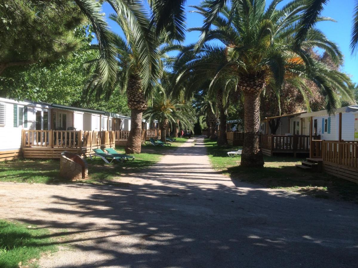 Mobile Homes By Kelair At Playa Montroig Camping Resort Tarragona Kültér fotó